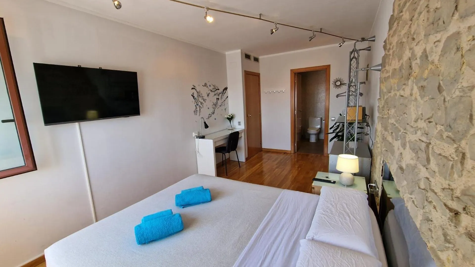 Aribau Habitaciones Barcelona