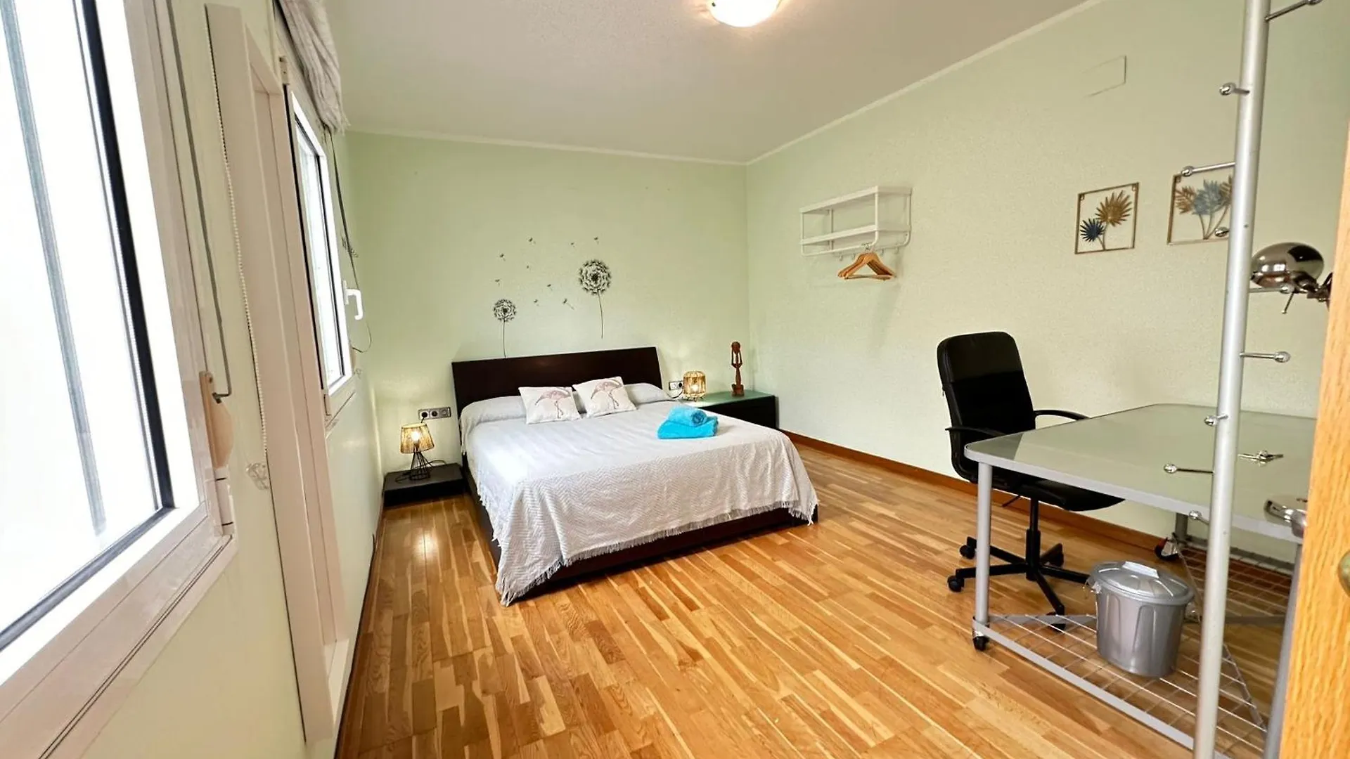 Aribau Habitaciones Barcelona Bed & Breakfast