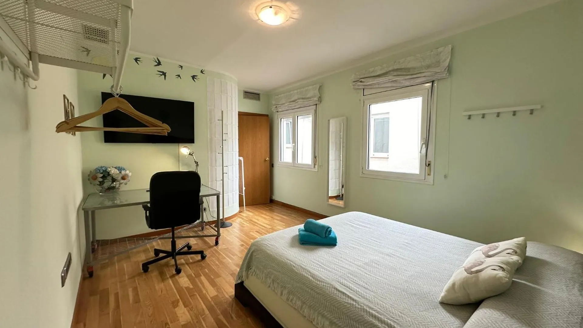 Aribau Habitaciones Barcelona Bed & Breakfast